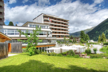Sunstar Alpine Hotel Davos Aussenansicht